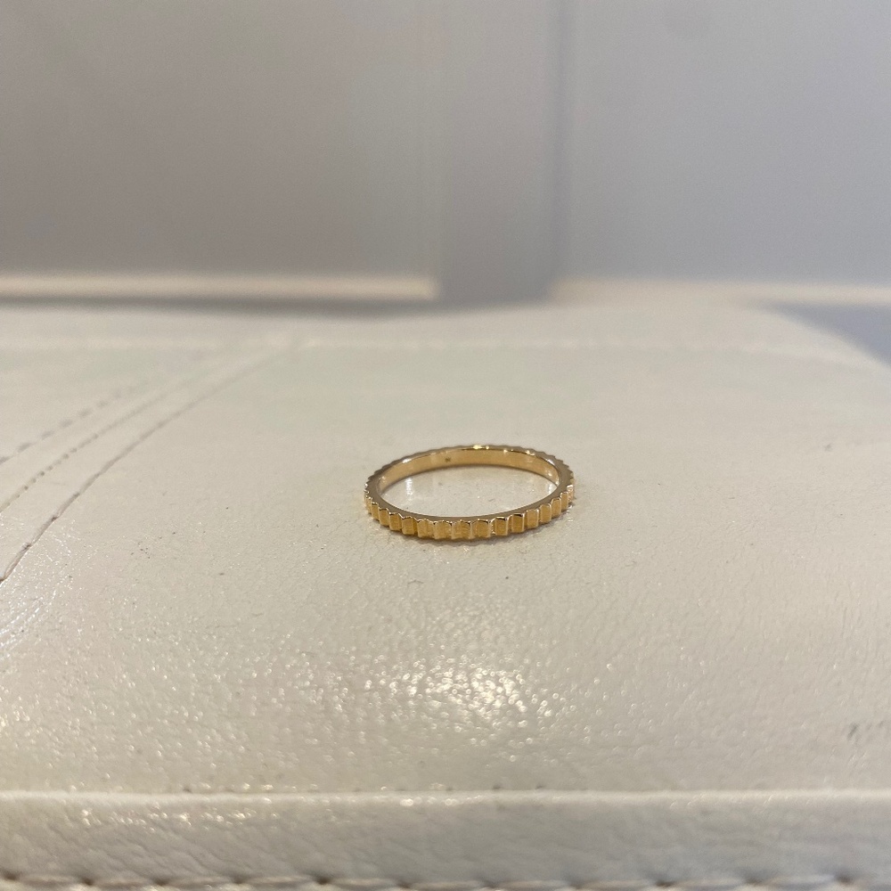 Mejuri Eternity Line Band